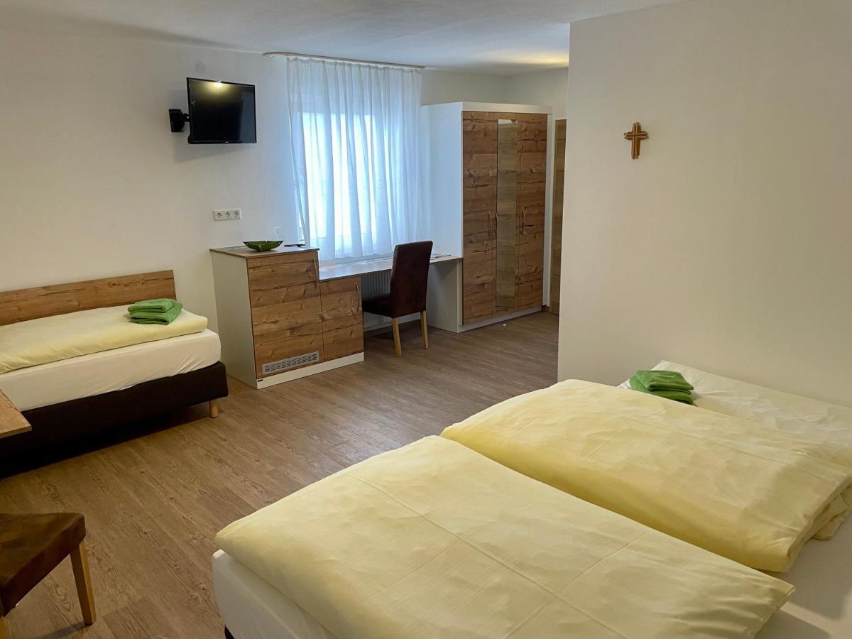 Roemercastell Wirtshaus & Hotel Bohming Екстер'єр фото